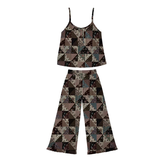Patchwork and Posies Womens Ruffle Set