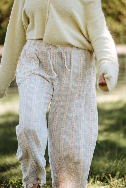 Daisy Chain Womens Ruffle Pant