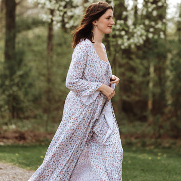Sweetness Blooms Robe