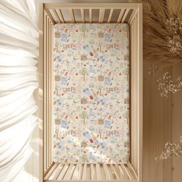 Honey and Hen House Crib Sheet