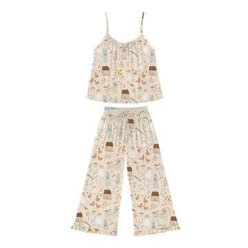 Hens and Heirlooms Women's Ruffle Set