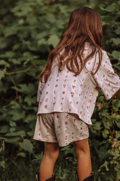 Ribbon and Berry Oversized Summer Set